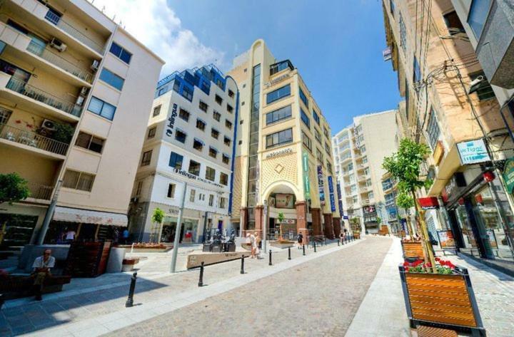Contemporary, Luxury Apartment With Valletta And Harbour Views Sliema Buitenkant foto