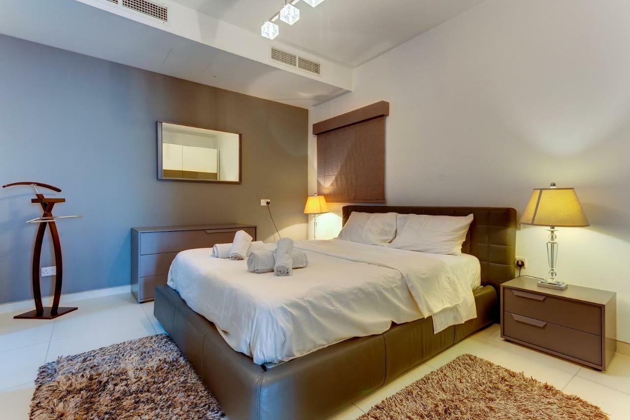 Contemporary, Luxury Apartment With Valletta And Harbour Views Sliema Buitenkant foto