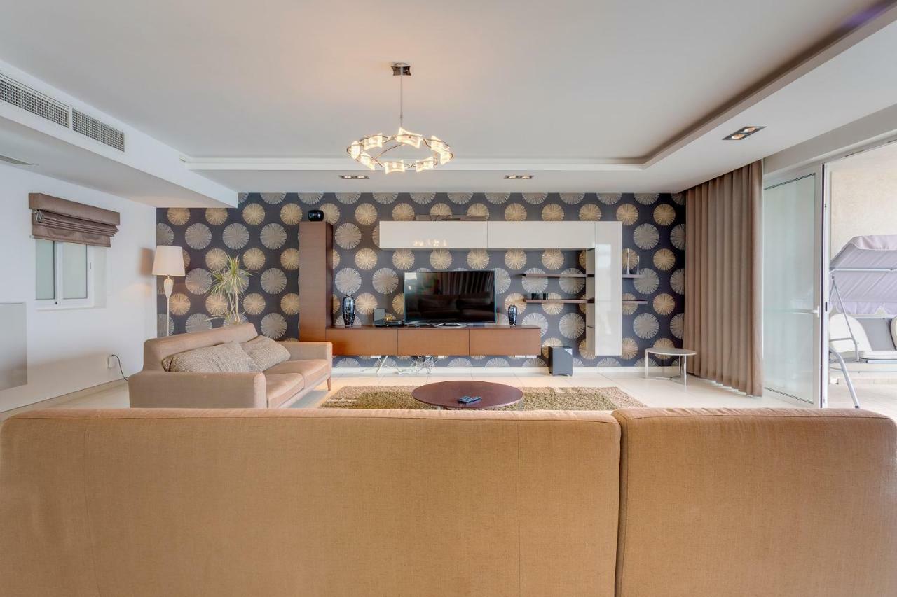 Contemporary, Luxury Apartment With Valletta And Harbour Views Sliema Buitenkant foto